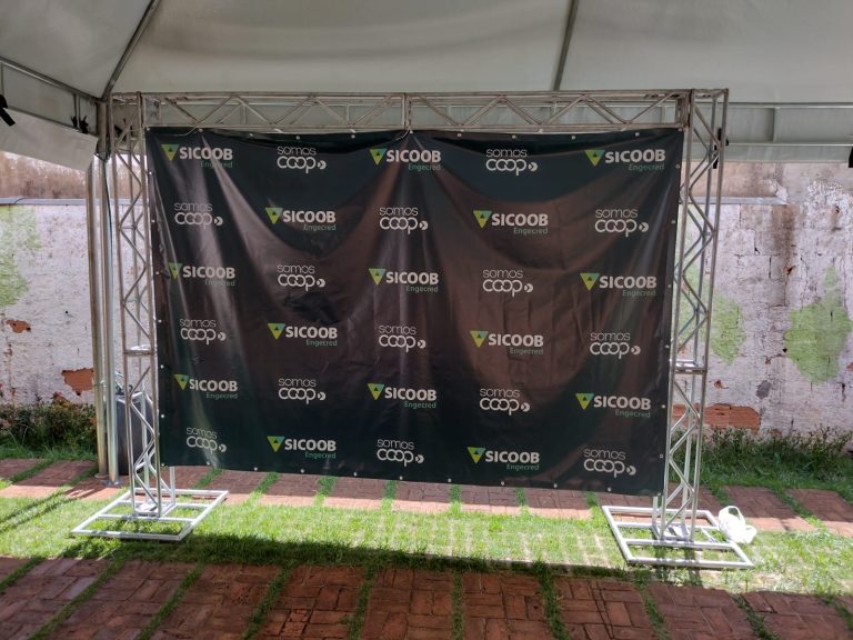 locacao-de-estrutura-de-backdrop-somar-eventos